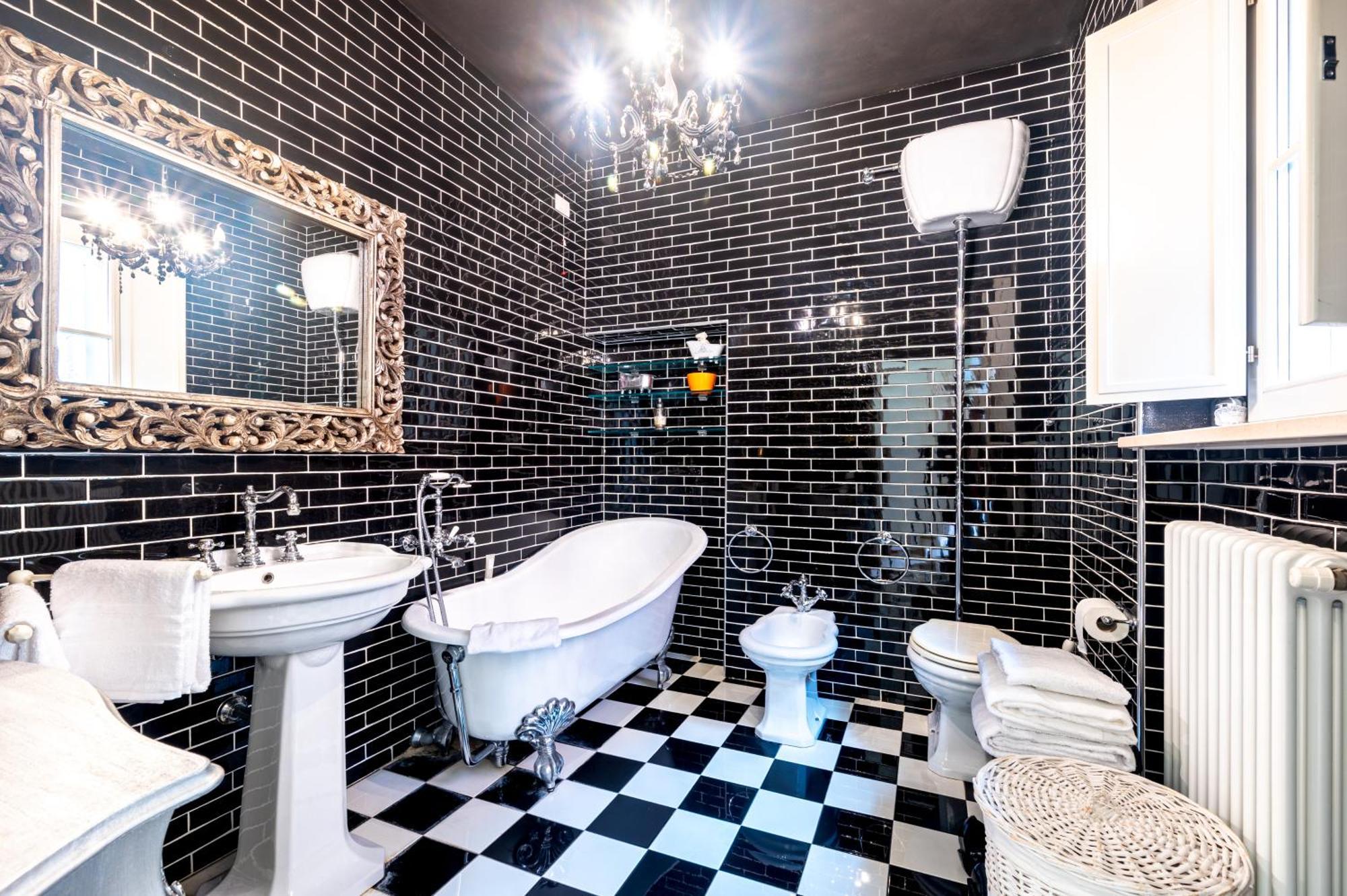 Teatro Regio Exclusive Apartment Парма Экстерьер фото